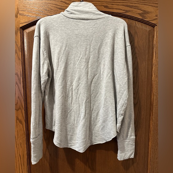 Aerie OFFLINE Grey Long Sleeve Turtleneck Sweatshirt Women's Medium - Picture 4 of 5
